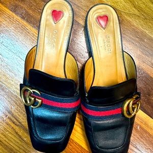 Gucci classic GG black mules